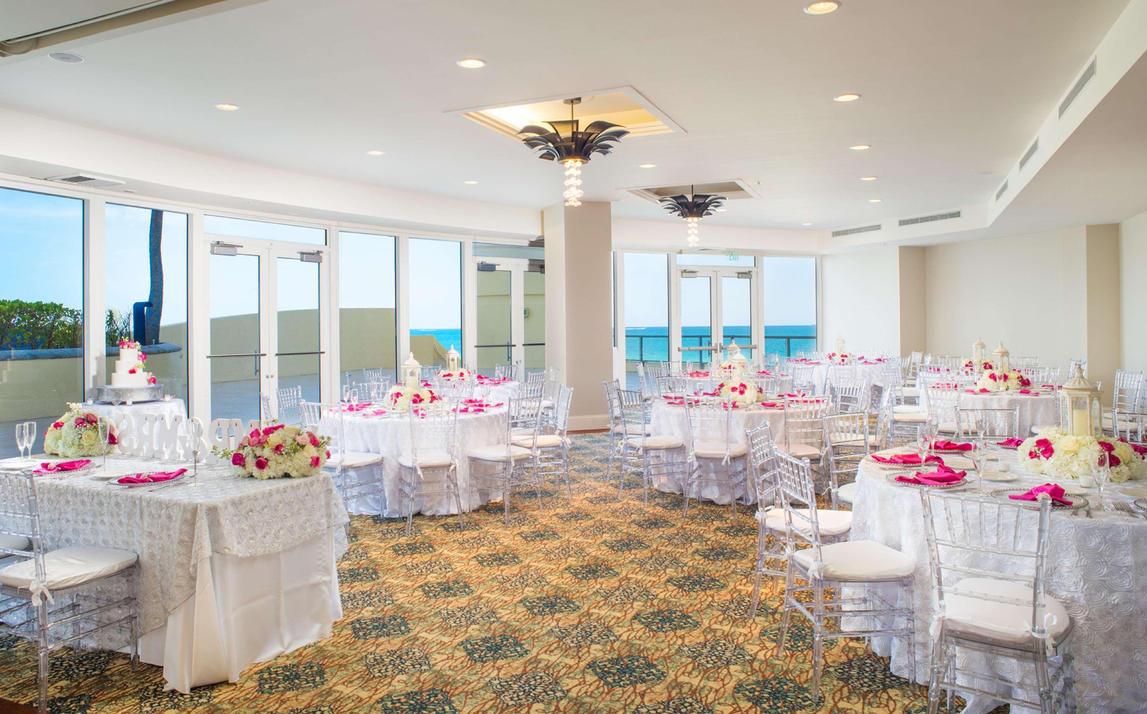 Doubletree By Hilton Ocean Point Resort - North Miami Beach Sunny Isles Beach Eksteriør billede