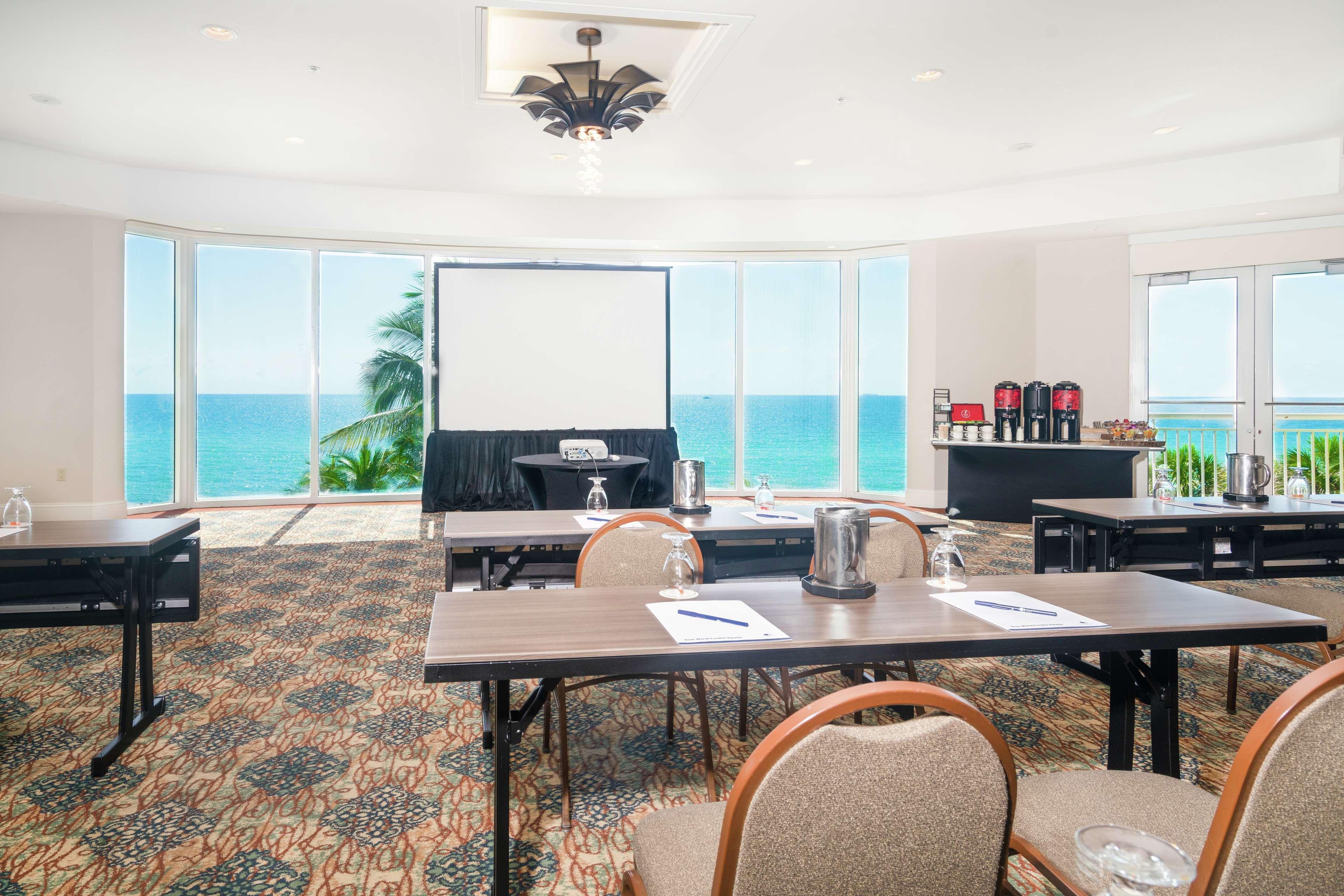 Doubletree By Hilton Ocean Point Resort - North Miami Beach Sunny Isles Beach Eksteriør billede