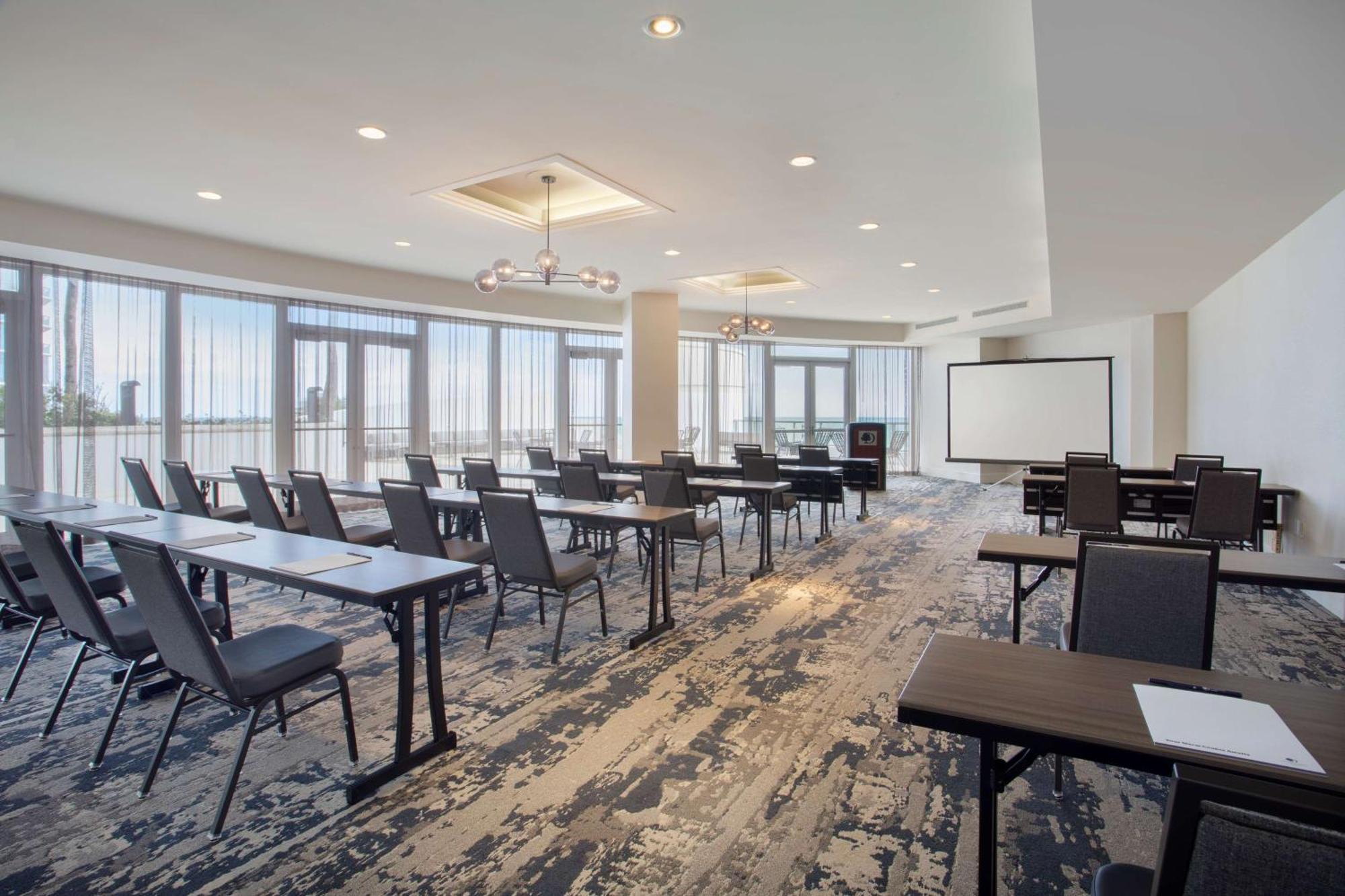 Doubletree By Hilton Ocean Point Resort - North Miami Beach Sunny Isles Beach Eksteriør billede