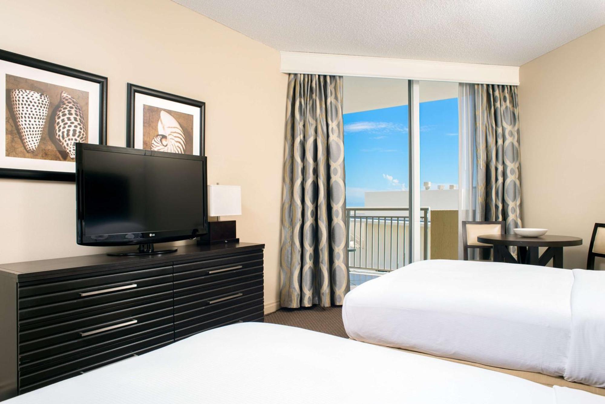 Doubletree By Hilton Ocean Point Resort - North Miami Beach Sunny Isles Beach Eksteriør billede