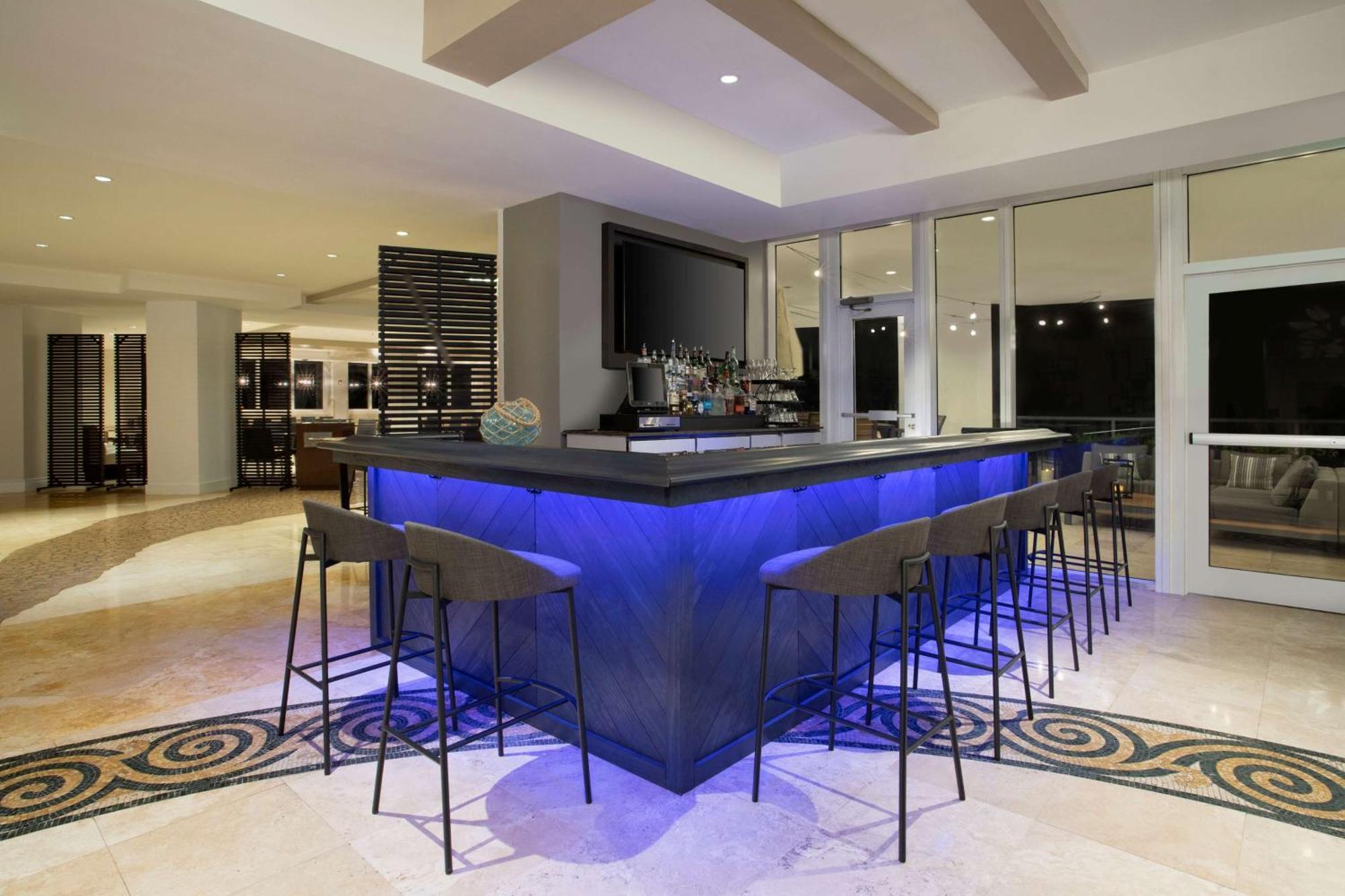 Doubletree By Hilton Ocean Point Resort - North Miami Beach Sunny Isles Beach Eksteriør billede
