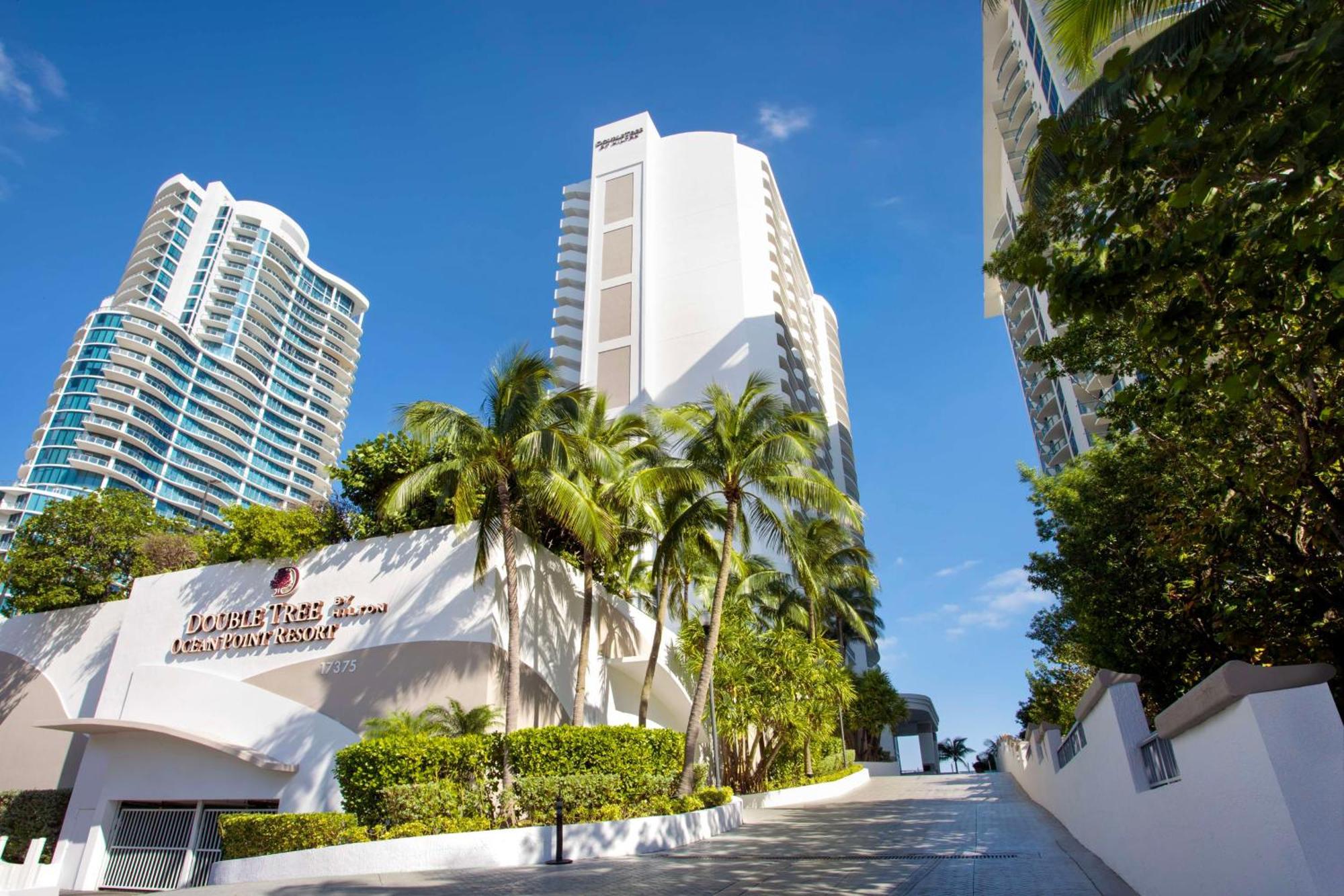 Doubletree By Hilton Ocean Point Resort - North Miami Beach Sunny Isles Beach Eksteriør billede