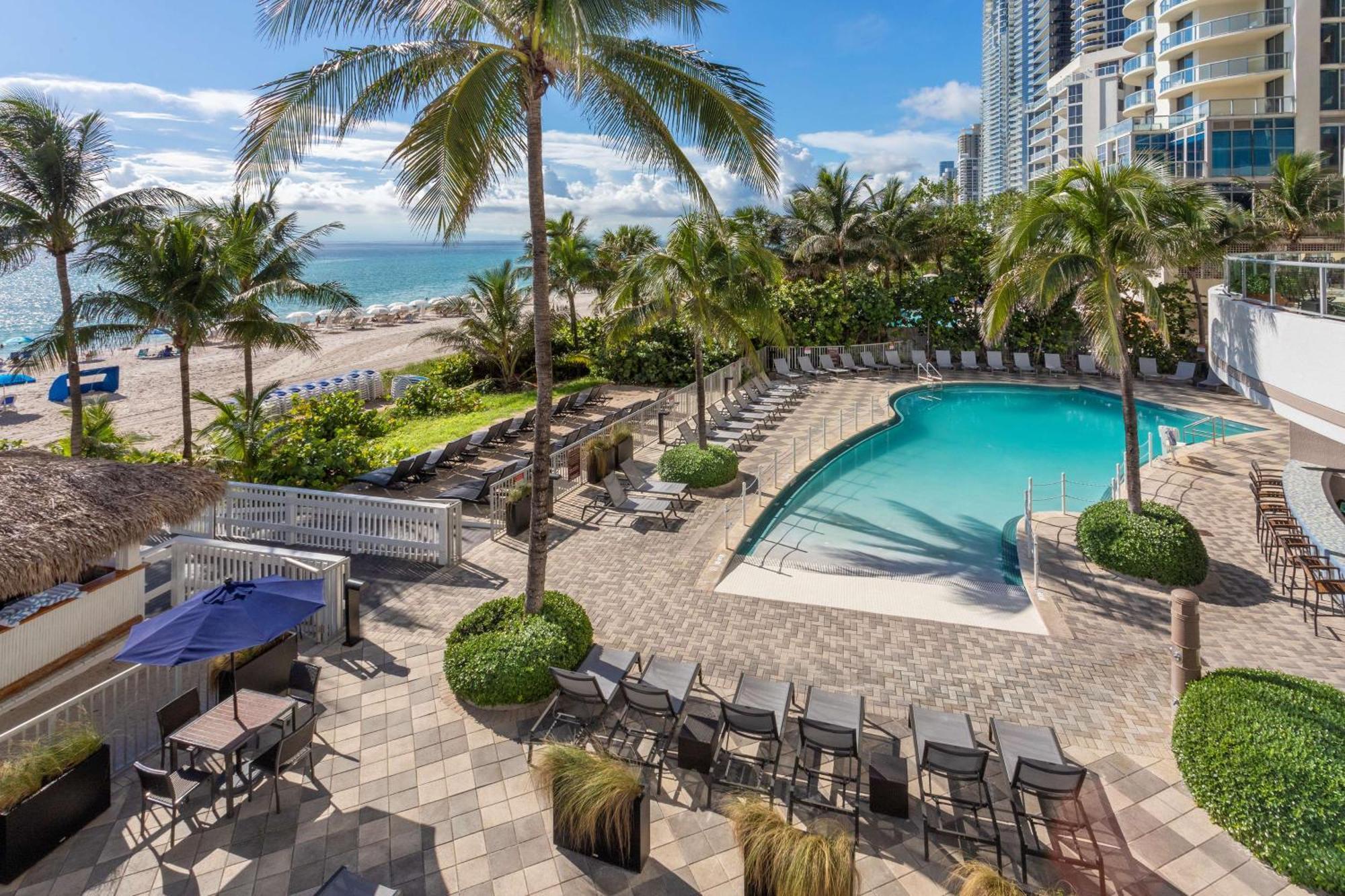 Doubletree By Hilton Ocean Point Resort - North Miami Beach Sunny Isles Beach Eksteriør billede